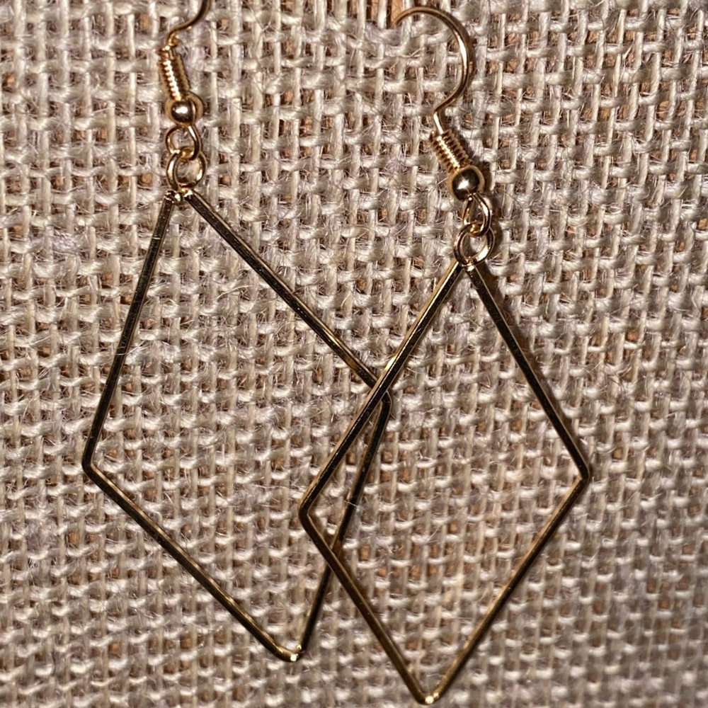 Boho Earings - Picture 2 of 8